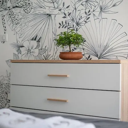 Le Coq Bleu D'azur - Piscine - Parking! Apartment