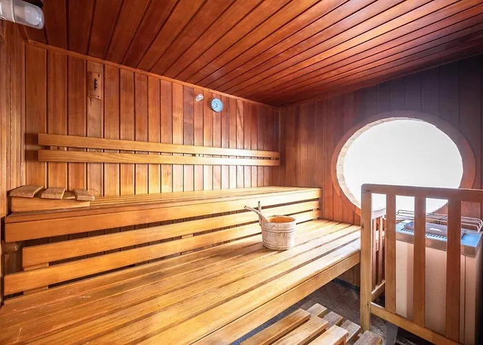 Apartamento Le Coq Bleu D'azur- Piscine - Parking - Ac -wifi *